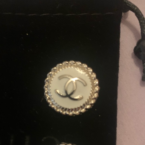 CHANEL Other - One Chanel Button